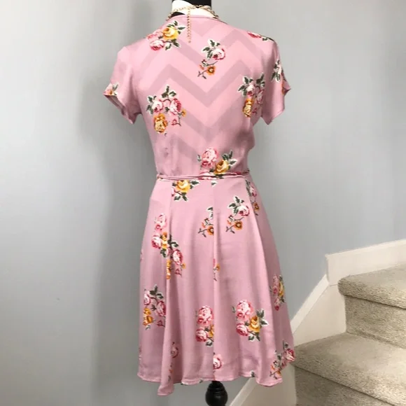 Mauve Floral Wrap Dress - Picture 4 of 7